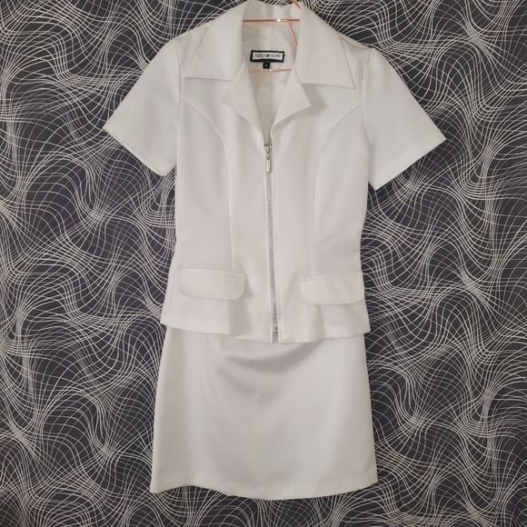 Like NEW 》Vintage French Bazaar Mini Skirt Suit - Picture 1 of 11